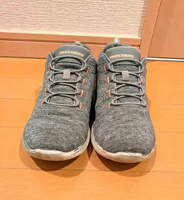 여성용 24cm SKECHERS 그레이 스니커즈