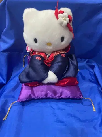 산리오 키티 하로키티 레트로 봉제 인형 복을 부르는 기모노 방석