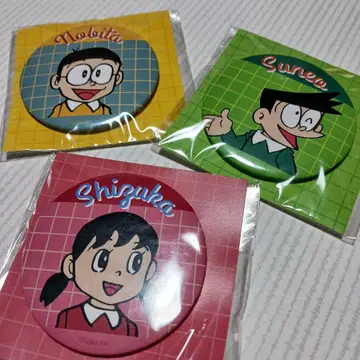 도라에몽 캔 배지