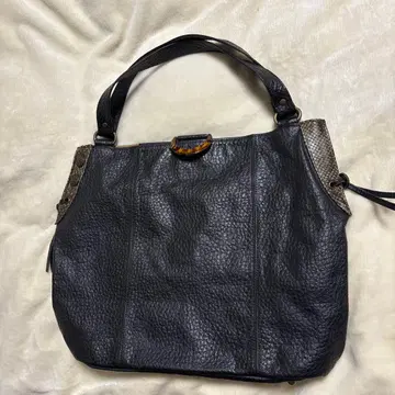 새상품급 J LINK 일본제 블랙 가죽 핸드백 스네이크 스킨 악센트