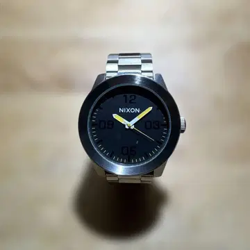 NIXON CORPORAL SS GRAND PRIX