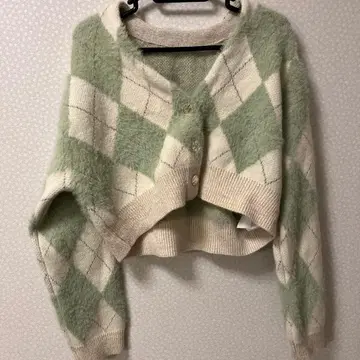 VIS 다이아몬드 패턴 크롭 니트 F