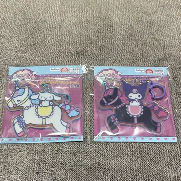 산리오 슈가후와 카루~세루 오로라 아크릴 참 시나몬 쿠로미