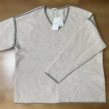 URBAN RESEARCH 리브 V넥 니트