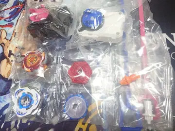 베이블레이드 X 드란브레이브, 페르세우스 다크, 와인더 런처 2개