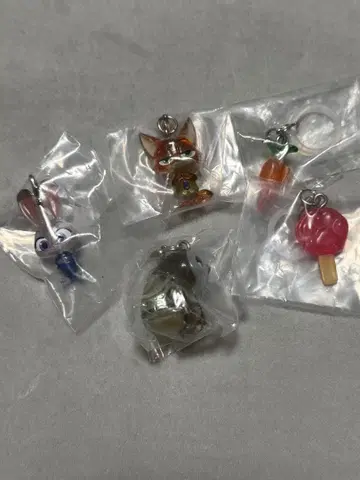 주토피아 메지루시 액세서리 5종