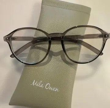 Mila Owen 그레이 라운드 안경 케이스 포함