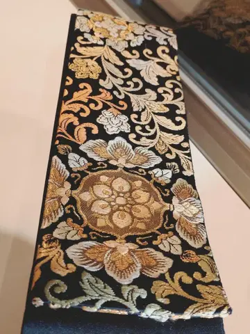 화려한 꽃무늬 남성용 오비 블랙 금은 봉황