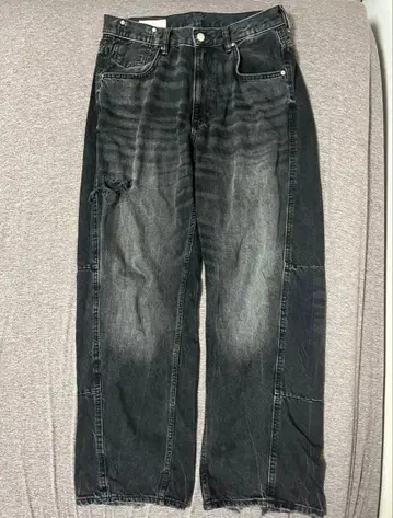 ZARA 데미지 가공 블랙 와이드 레그 데님