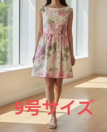 꽃무늬 슬리브리스 무릎 기장 원피스