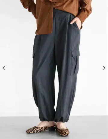 Vin 밑단 드로스트 파라슈트 팬츠 차콜 그레이