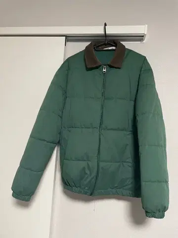 ZARA 그린 다운 자켓