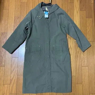 클리닝 완료 올리브 그린 후드 부착 모즈 코트