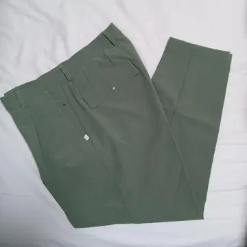 새상품 GLR 원턱 테이퍼드 팬츠 스트레치 올리브