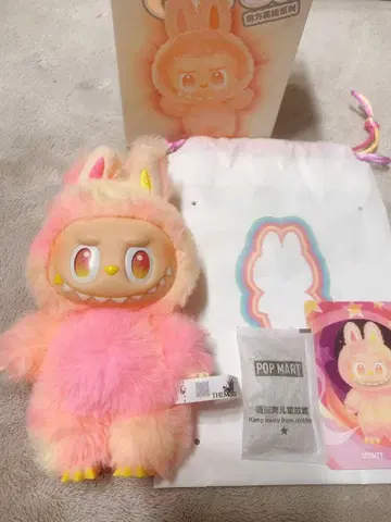 POPMART 정품 라부부 LOYALTY