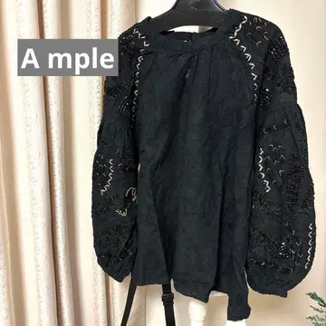 새상품 야마다야 티셔츠 자수 비쥬 블랙