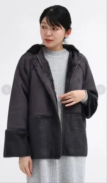 MEDOC original white 페이크 무스탕 블루종