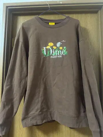 브라운 프린트 맨투맨