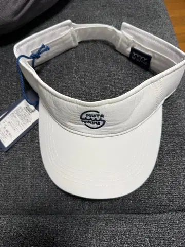 미사용 새상품 muta 화이트 선바이저