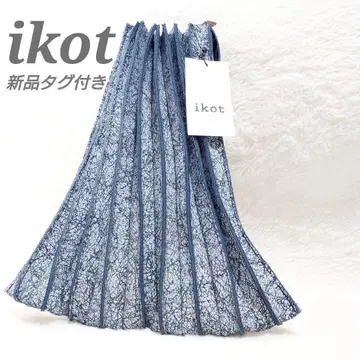 택 포함 새상품 ikot 아코디언 핸드백 네이비