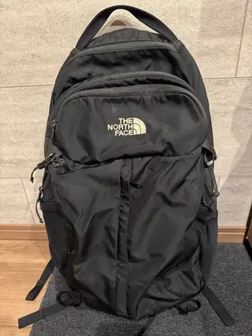 THE NORTH FACE 블랙 백팩