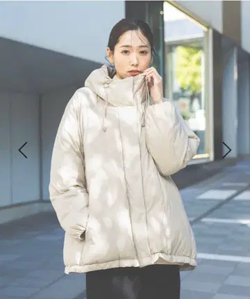 글로벌 워크 에어 럭스 다운 후드 블루종