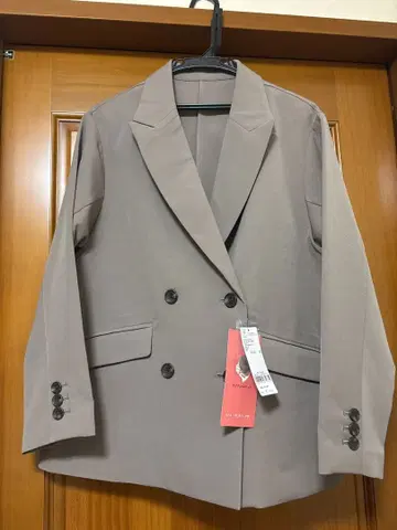 GLOBAL WORK 우츠쿠 실루엣 W 크로스 자켓 모카 S 택 포함