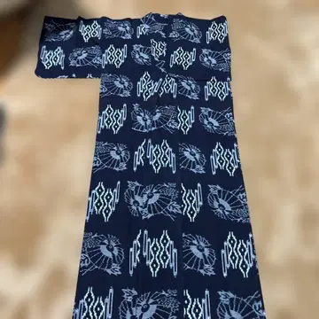 유미하마 무늬인가 구루메 무늬인가? 튼튼한 원단의 기모노 리메이크용