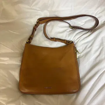 FOSSIL 브라운 숄더백