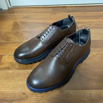 새상품 DAKS 브라운 드레스 슈즈