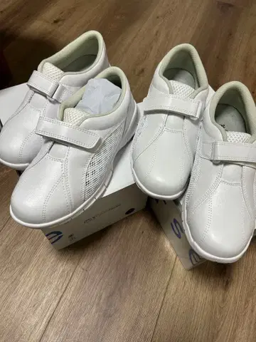 새상품! 후지 고무 간호사 신발 2켤레 24cm 3E 화이트