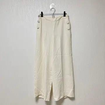 [ 택 포함 미사용 새상품 ] 비아지오 블루 팬츠 S 화이트 슬랙스