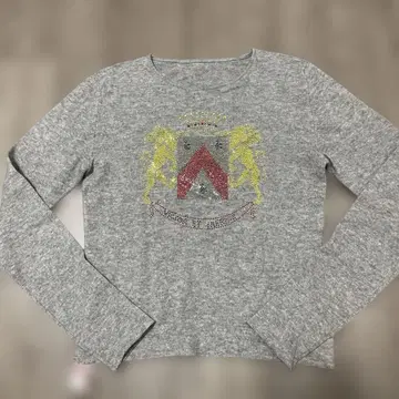 루시앙페라피네 큐빅 장식 긴팔 니트