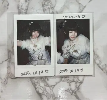 Pretty Chuu 화이트 사키 리코. 짱 폴라로이드