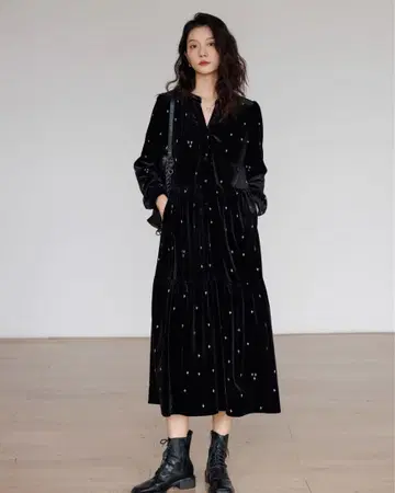 aurora boutique 벨로아 원피스