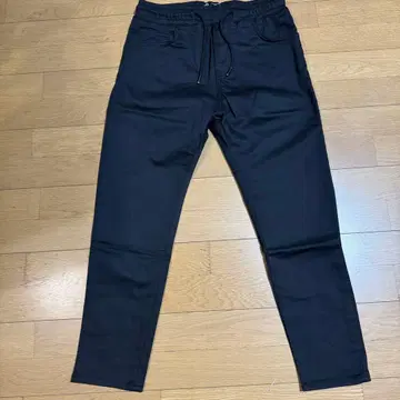 ZARA 조거 팬츠 블랙