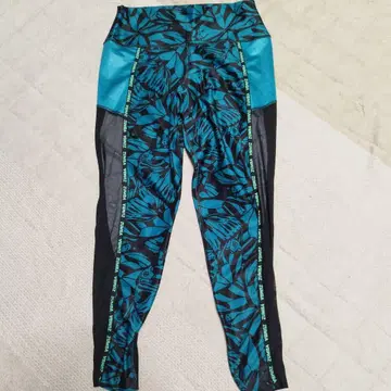 줌바 레깅스 L 정품 WEAR