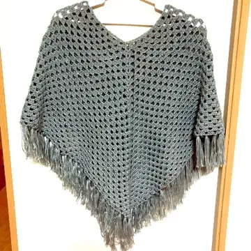 그레이 손뜨개질 판초