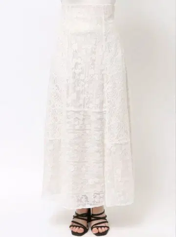 Mercuryduo 레이스 패치워크 플레어 스커트