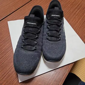 SKECHERS 슬립인스 블랙 와이드핏