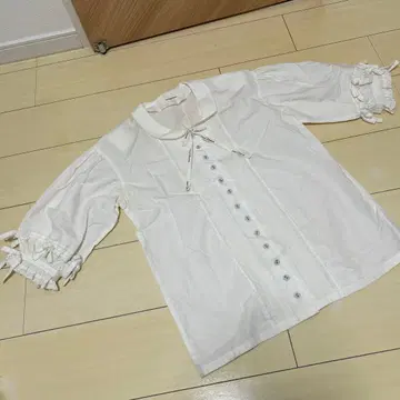 wonderful world 블라우스