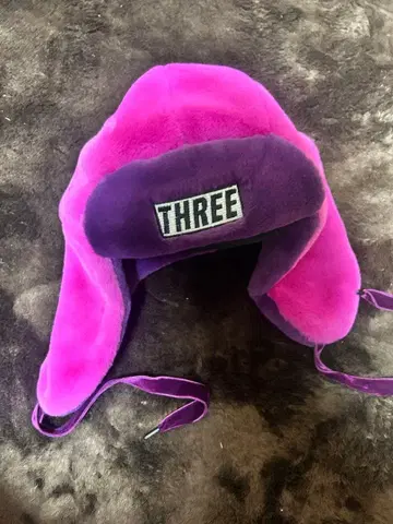 파메오 포즈 플라이트 캡 인조 모피 보라색 핑크