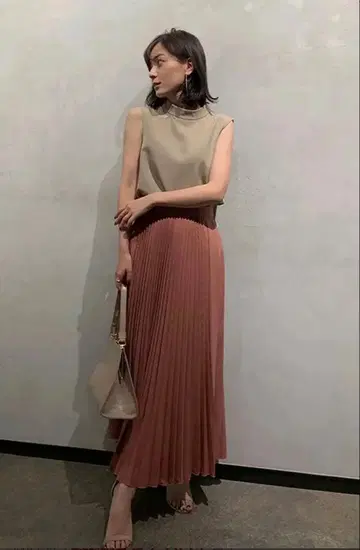 anuans 브라운 플리츠 롱 스커트