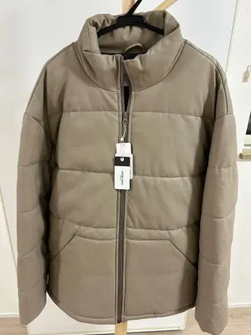 [ 미사용 새상품 ] STONE HEAD 다운 자켓 XL 베이지