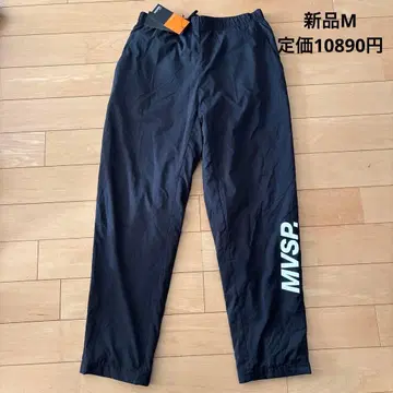 새상품 데상트 HEATNAVI 사이드 로고 테이퍼드 팬츠 블랙 M