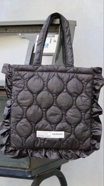 프릭스스토어 프릴 토트백