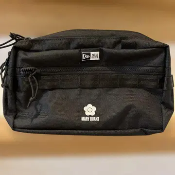 [ 익명 배송 ] 마리콴트 x NEW ERA 바디백