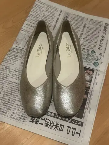 Le Talon 플랫슈즈 골드