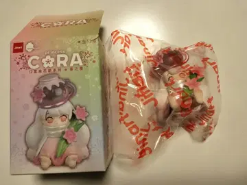 Princess Cora 피규어 봄의 벚꽃 물병자리 수선화