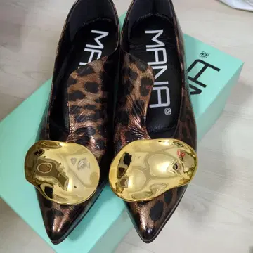 새상품 MANA 레오파드 무늬 36 사이즈